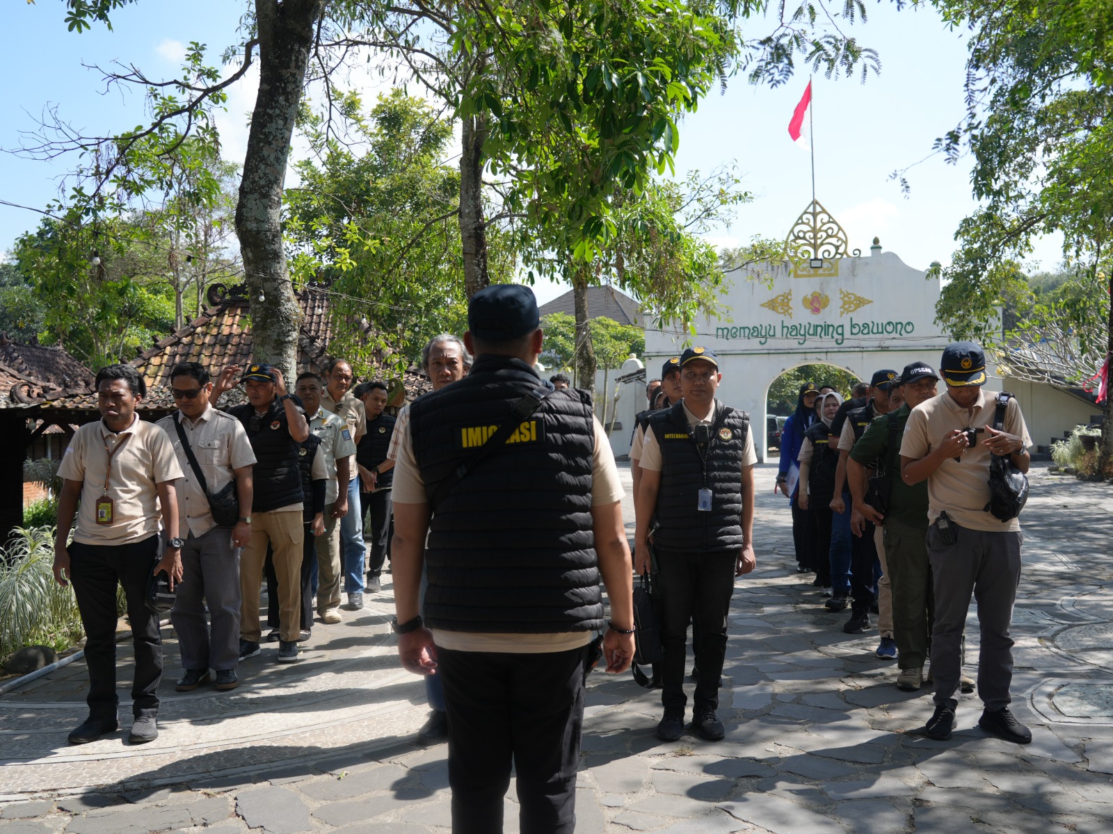 Pengawasan WNA Makin Transparan, TIMPORA Sleman Gunakan Body Camera